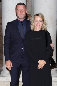 Naomi Watts Details Infertility During Relationship Liev Schreiber Determined to Get Pregnant 817